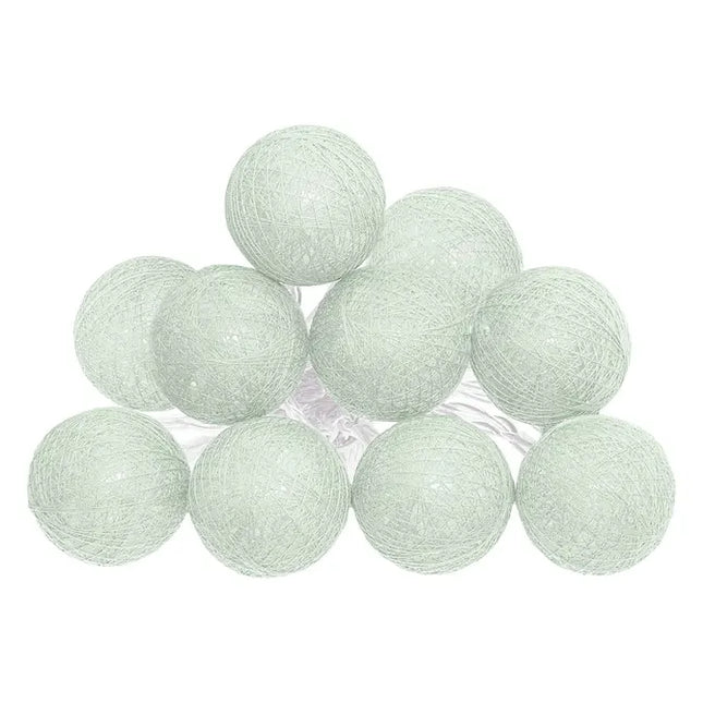 Guirnalda de luces LED de 10 bolas, a pilas, color verde celadón, 165 cm de largo - 116415R1