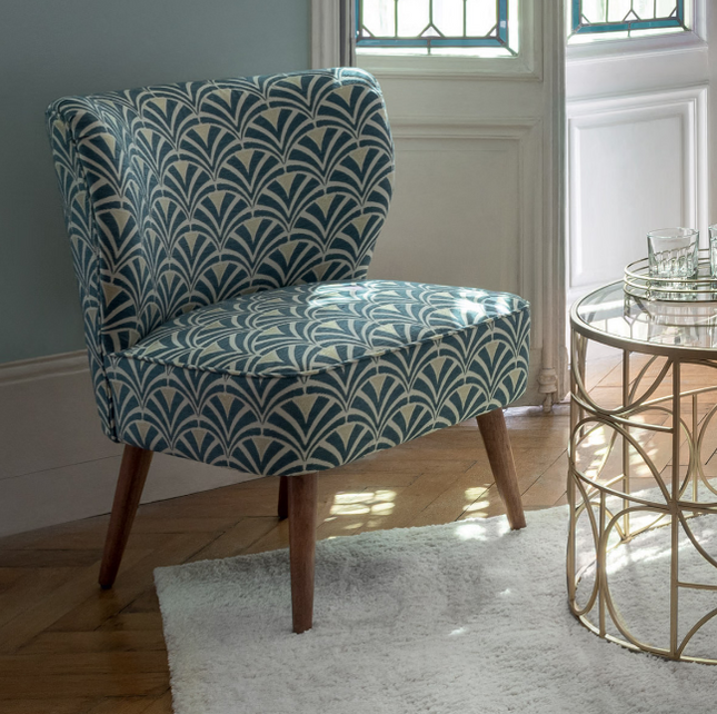 Sillón "Chiara" de madera y chenilla azul - 179145A