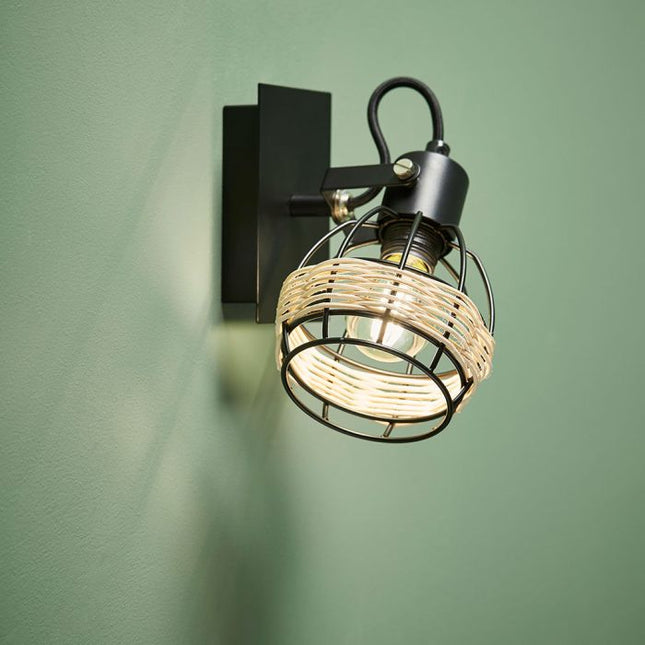 Aplique "Cyrus" de metal negro y ratán 1 pantalla - 35366